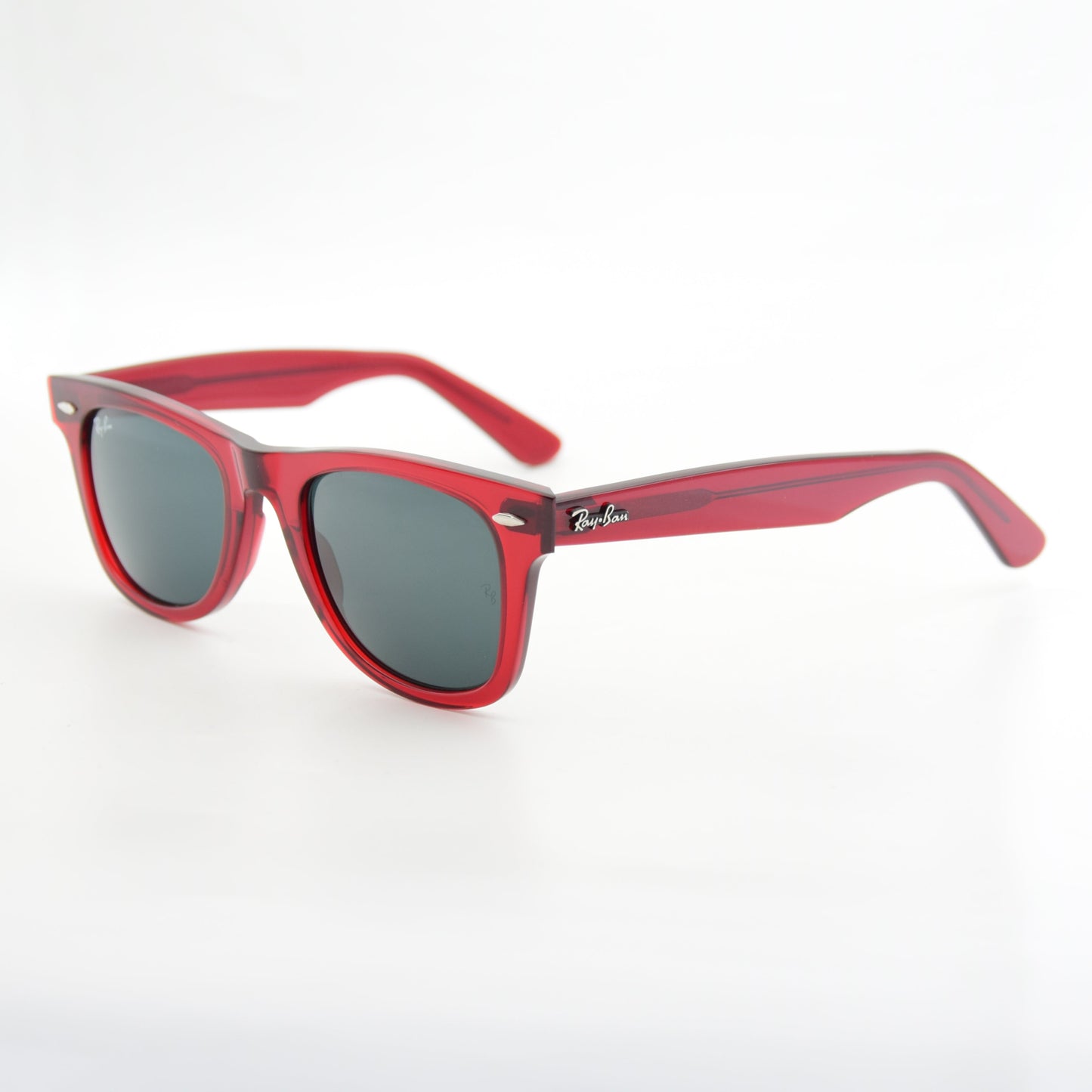 Solaire : Ray-Ban RB2140 WAYFARER Red