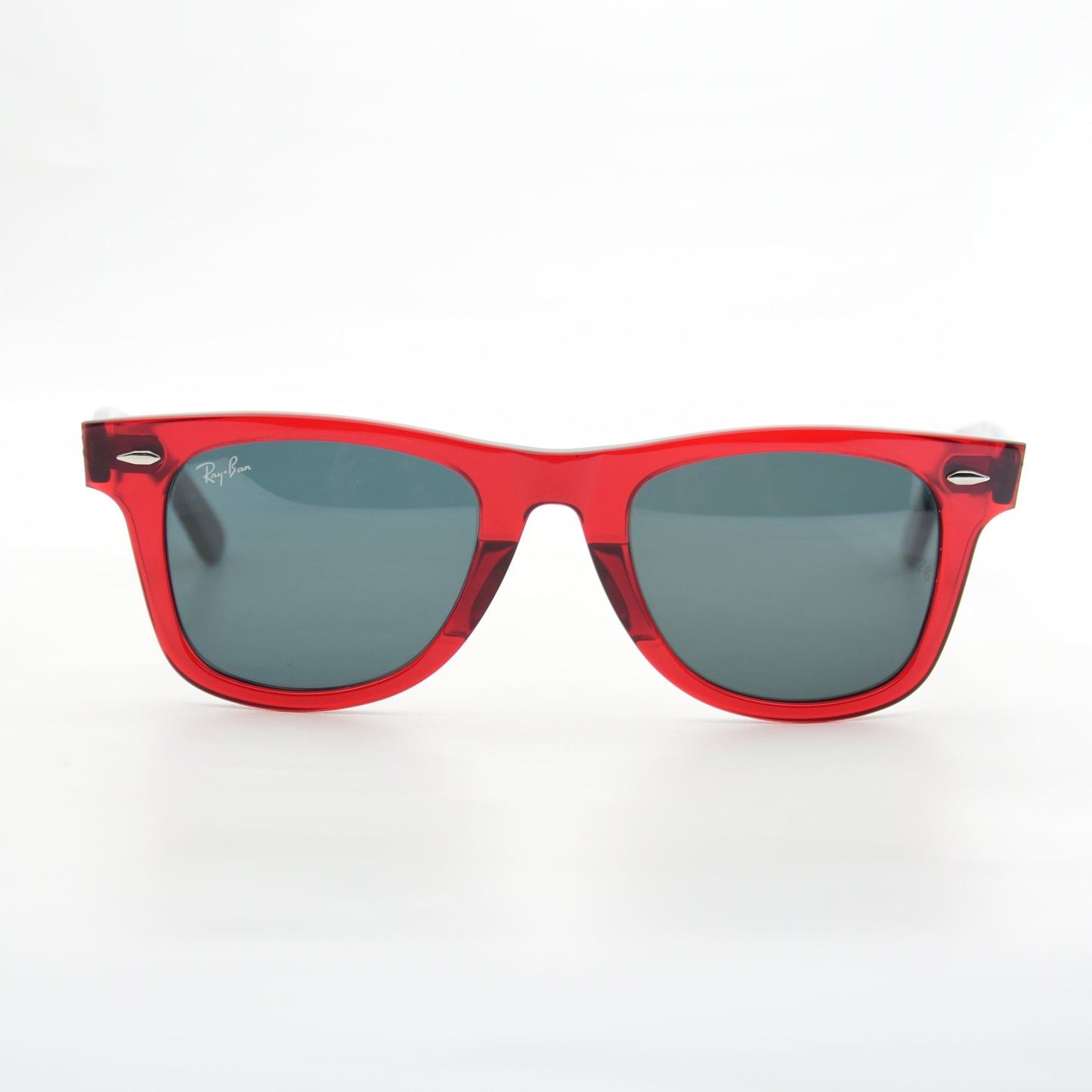 Solaire : Ray-Ban RB2140 WAYFARER Red