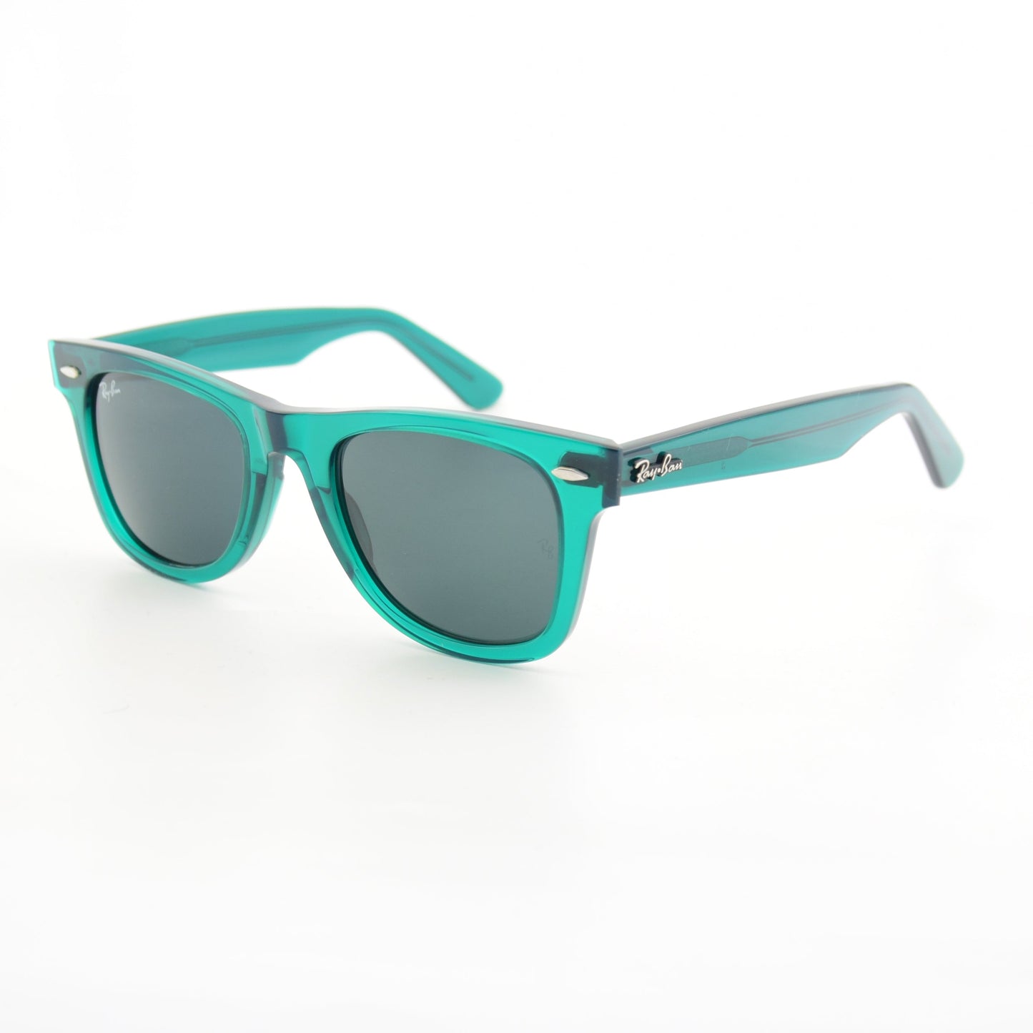 Solaire : Ray-Ban RB2140 WAYFARER Green