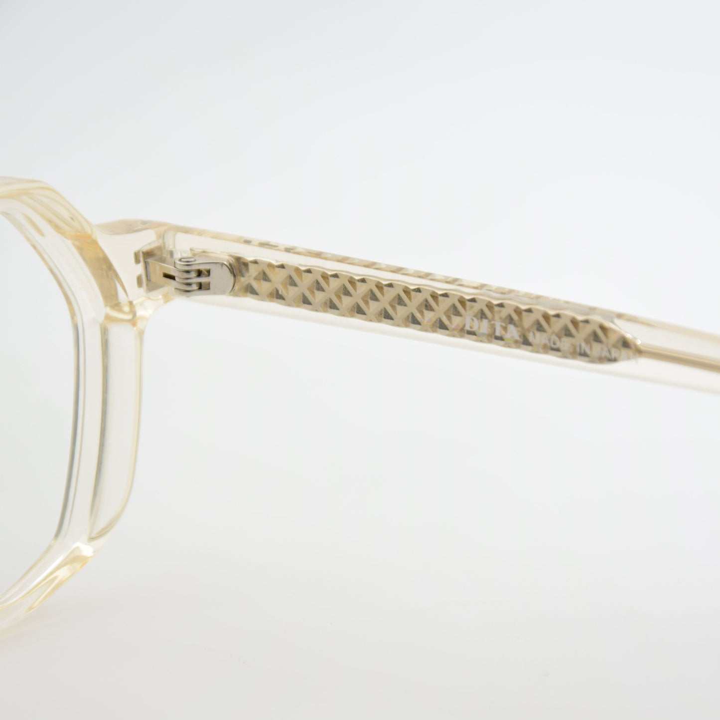 OPTIQUE : DITA 2218 CRYSTAL C03