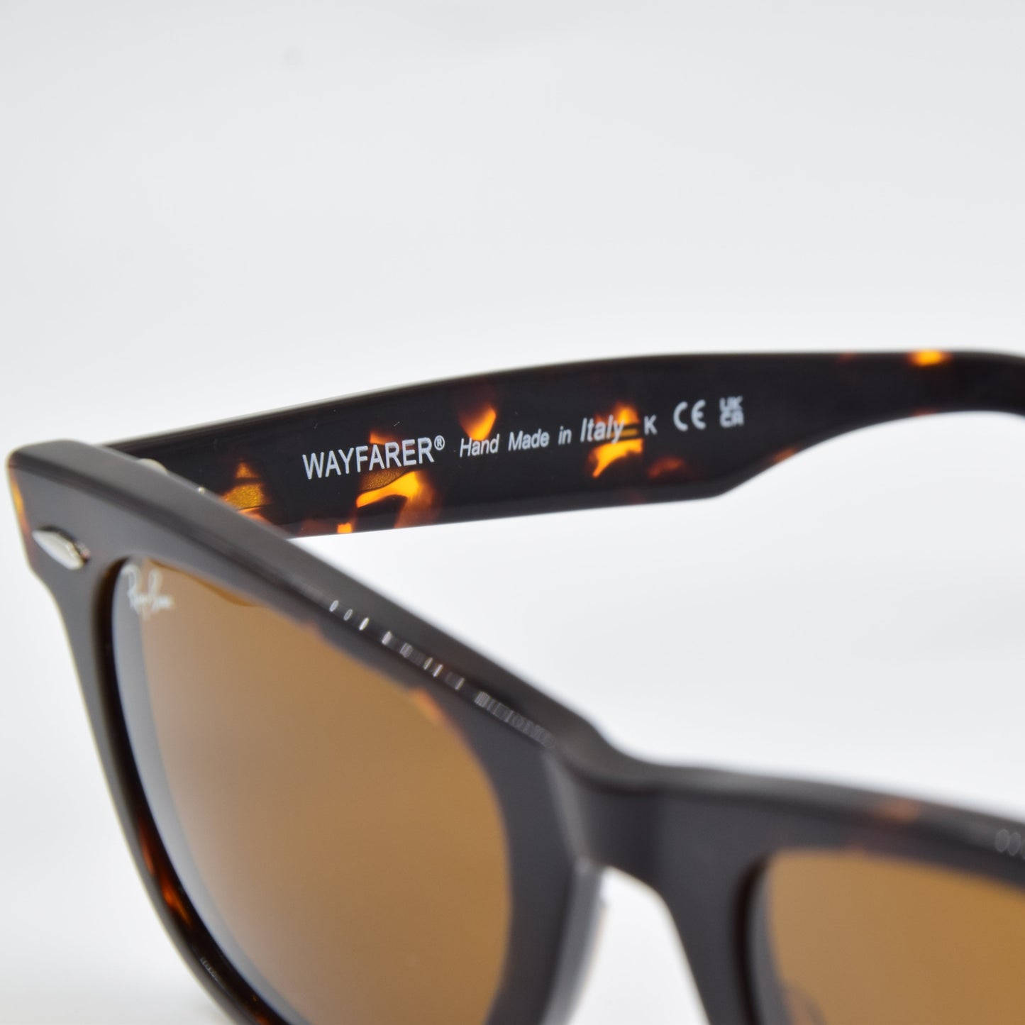 Solaire : Ray-Ban RB2140 WAYFARER Marron/Havane