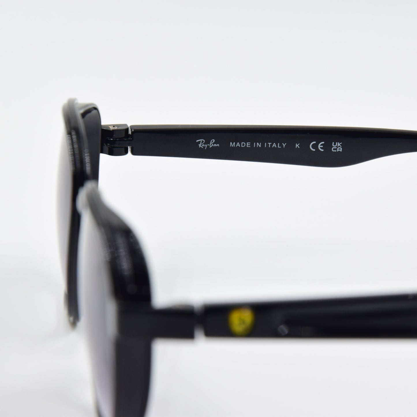 Solaire : Ray-Ban RB3674-M F028/6G Ferrari