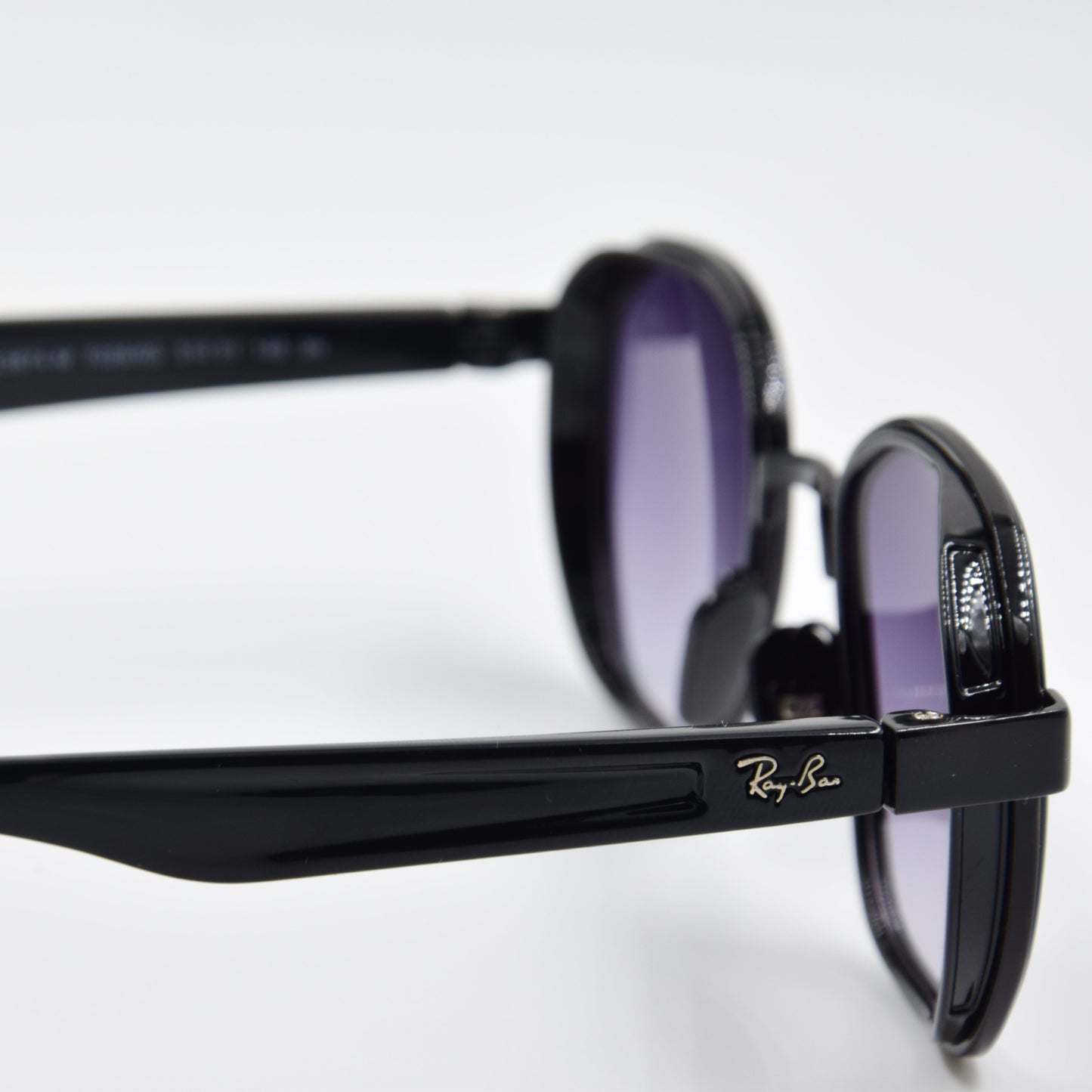 Solaire : Ray-Ban RB3674-M F028/6G Ferrari