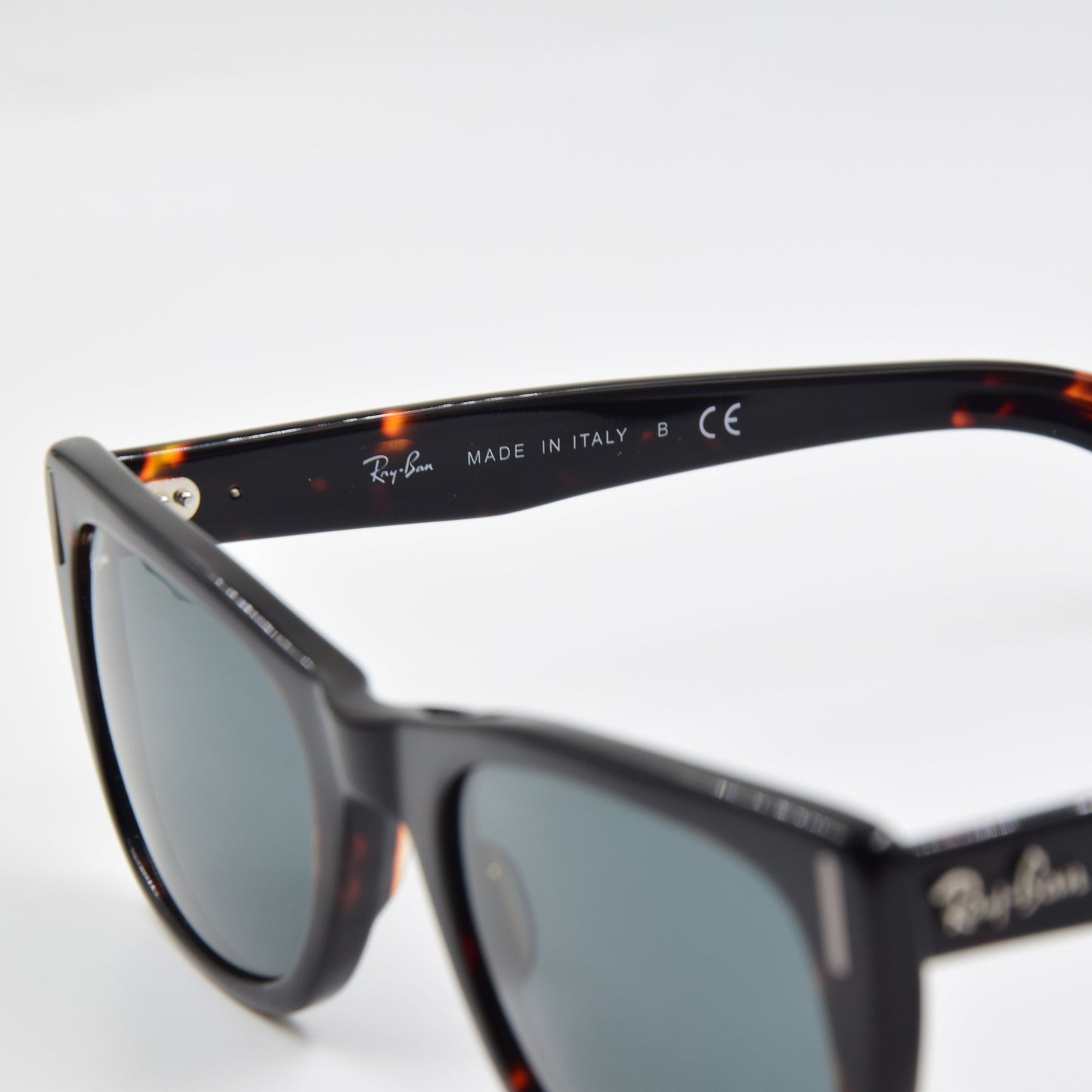 Solaire : Ray-Ban RB2248 CARIBBEAN Havane/Black