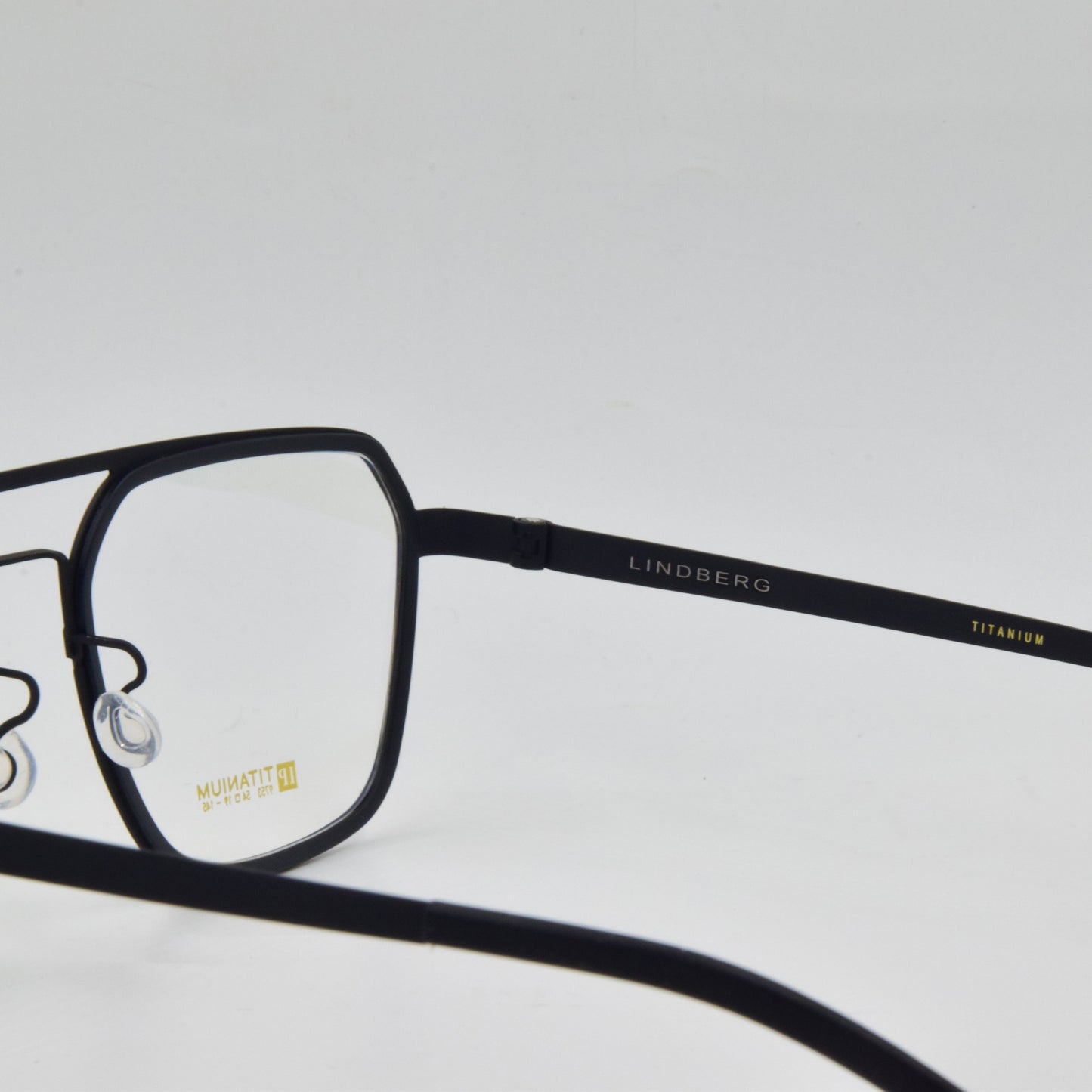 LINDBERG 9753 BLACK (IT TITANIUM)