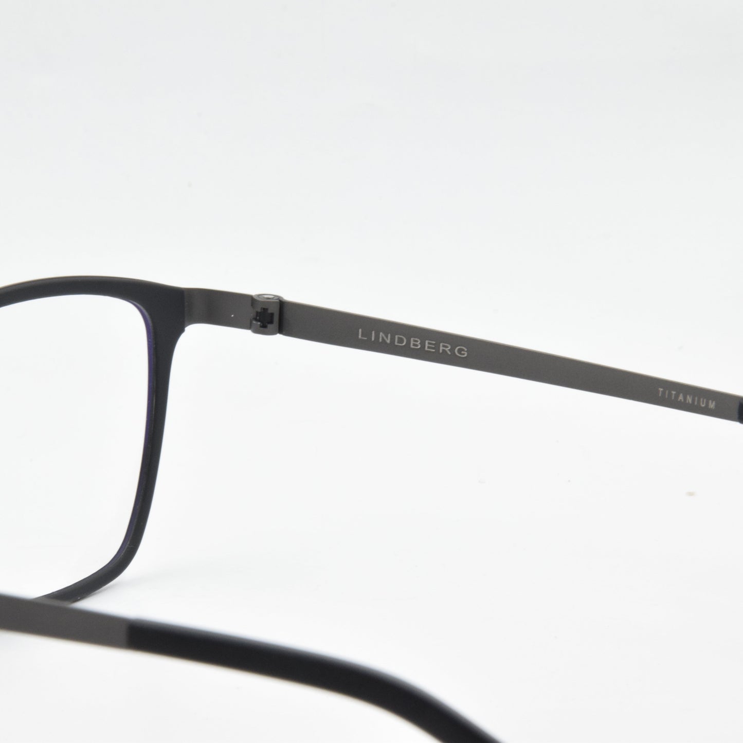 LINDBERG 9749 BLACK (TITANIUM)