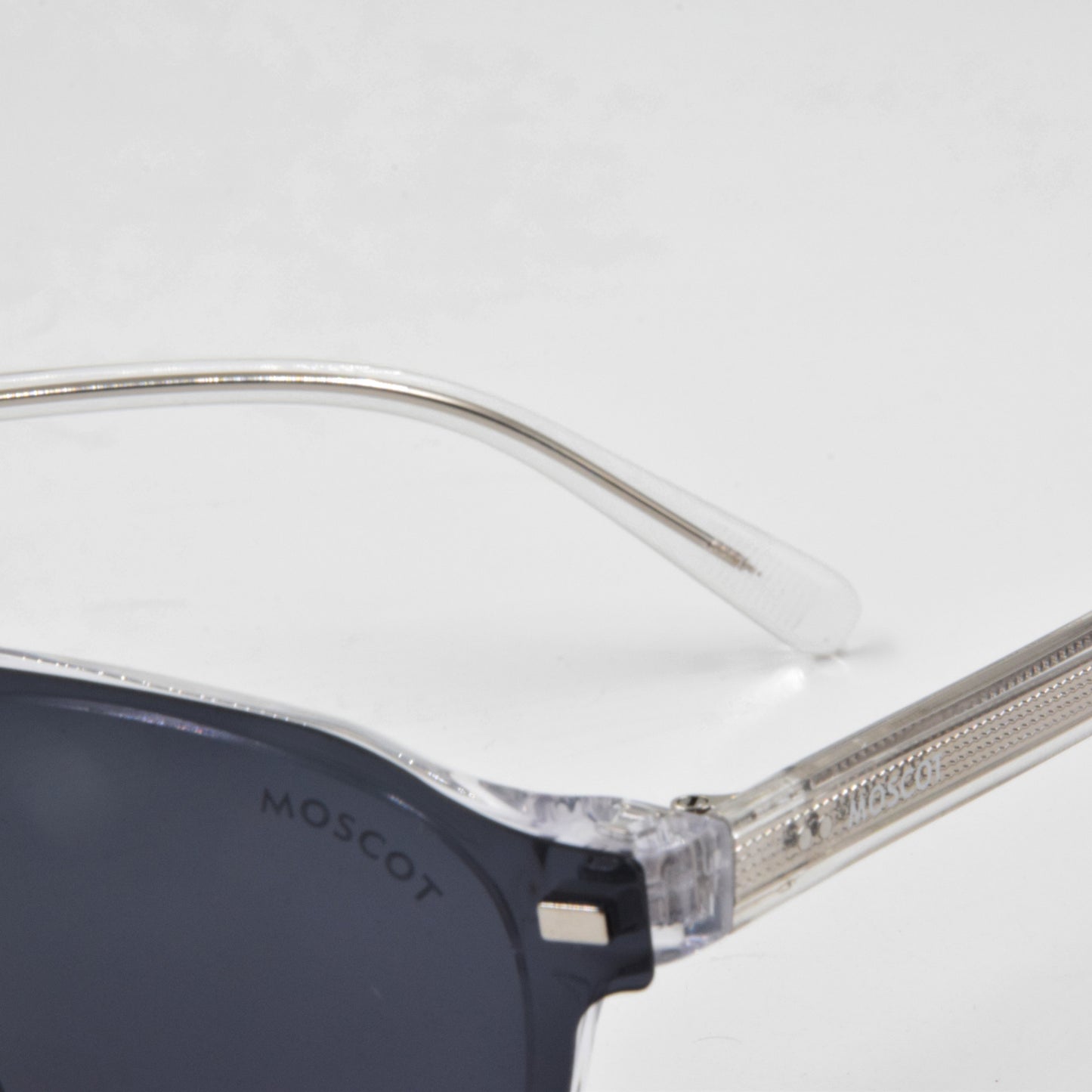 Clips : Moscot 9697 CRYSTAL-BLACK C5