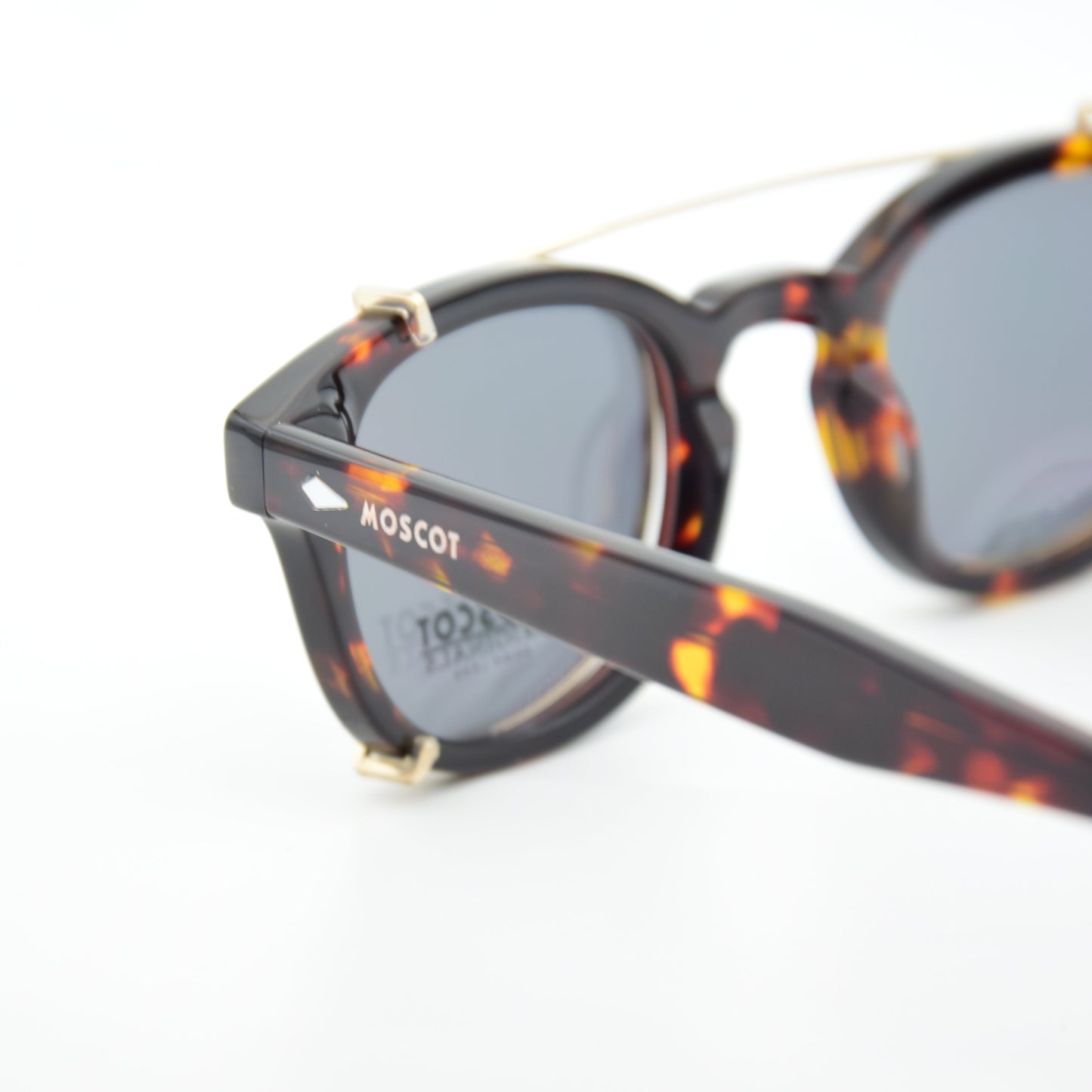 CLIPS : MOSCOT R0099 HAVANE/BLACK C02