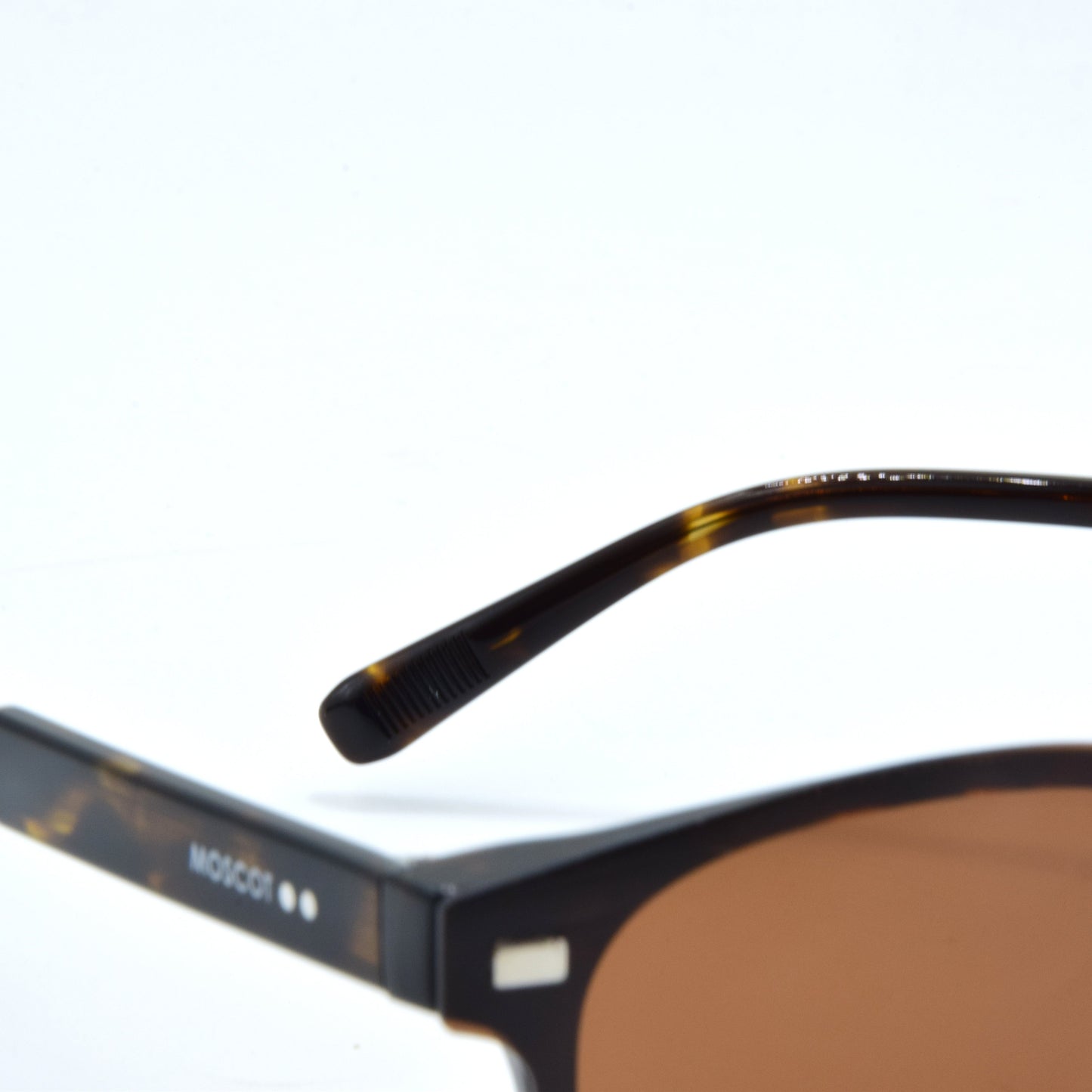 Clips : Moscot 9705 HAVANE-BROWN C9