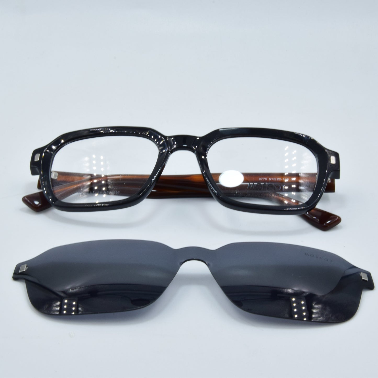 Clips : Moscot 9770 C2 NOIR-BROWN