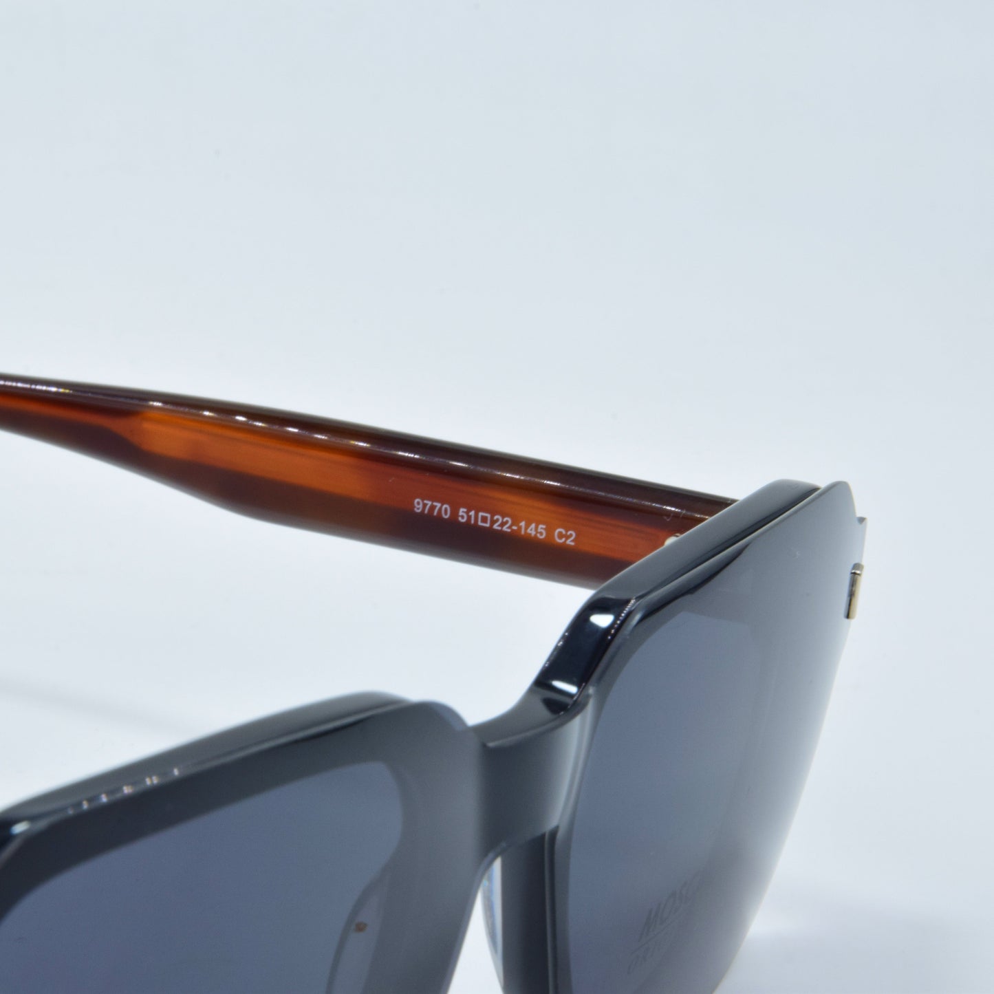 Clips : Moscot 9770 C2 NOIR-BROWN