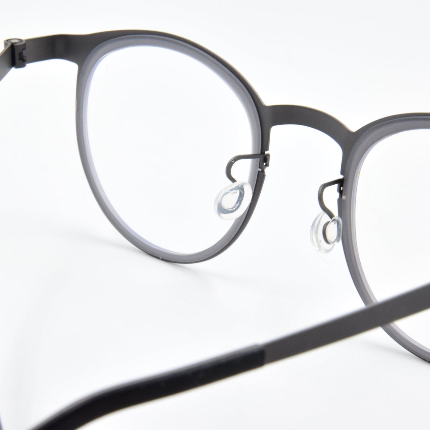 LINDBERG 9704 GRIS ( Titanium )